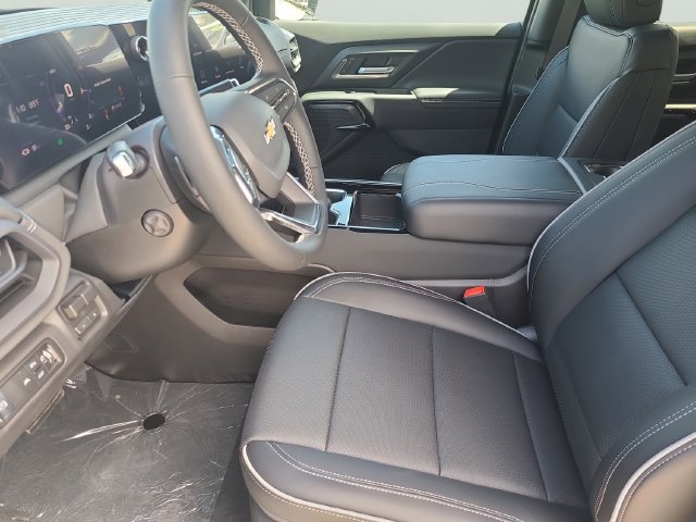 New 2026 Chevrolet Silverado EV LT w/ Plus Package AWD/4WD image 18