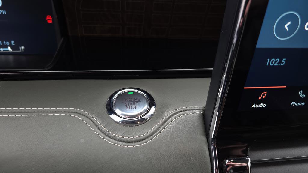 Used 2022 Lincoln Navigator Black Label image 26