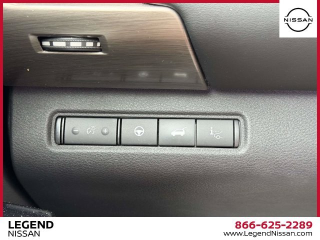 Certified 2024 Nissan Pathfinder Platinum w/ Cargo Package AWD/4WD image 24
