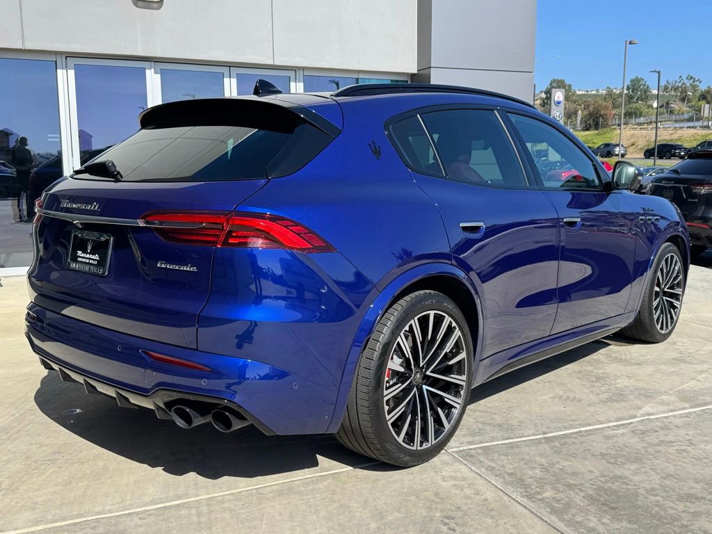 Used 2023 Maserati Grecale Modena AWD/4WD image 7