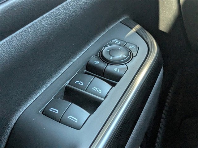 Used 2023 GMC Acadia SLT w/ Preferred Package image 29