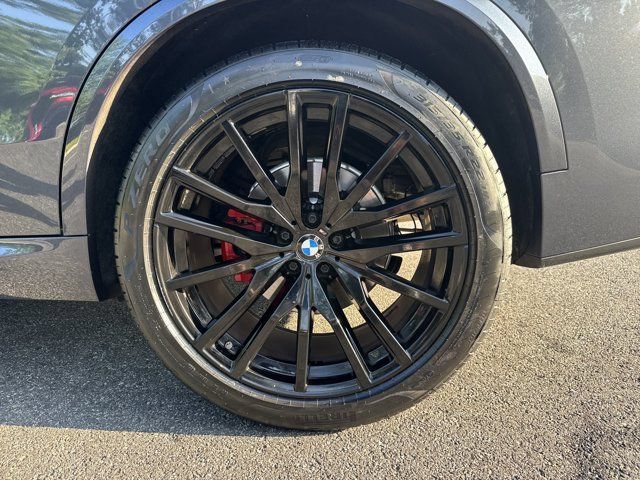 Used 2022 BMW X5 sDrive40i w/ M Sport Package RWD image 20