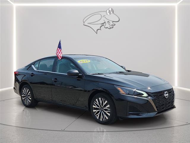 Used 2026 Nissan Altima 2.5 SV AWD/4WD image 3