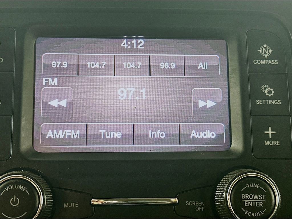 Used 2020 RAM 2500 Tradesman w/ Chrome Appearance Group image 17