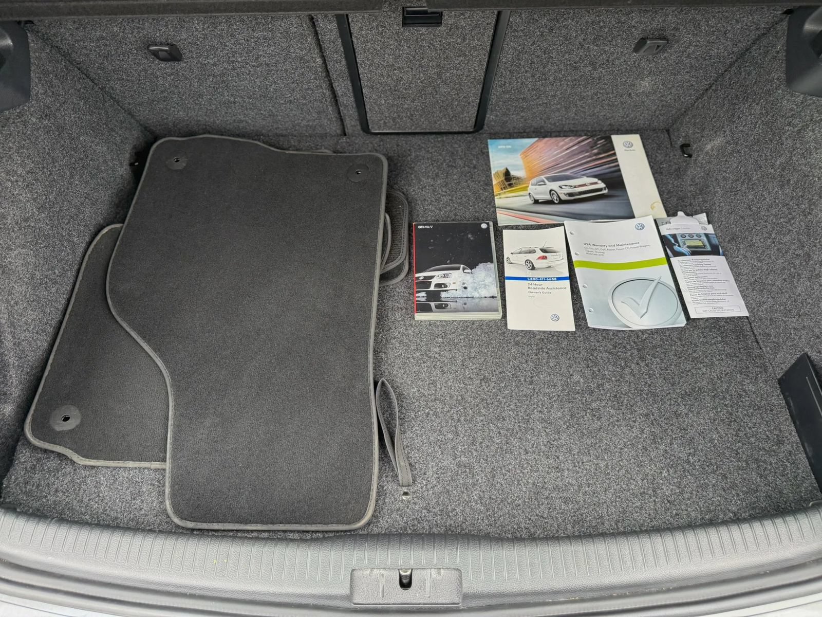 Used 2010 Volkswagen GTI 2-Door FWD image 59