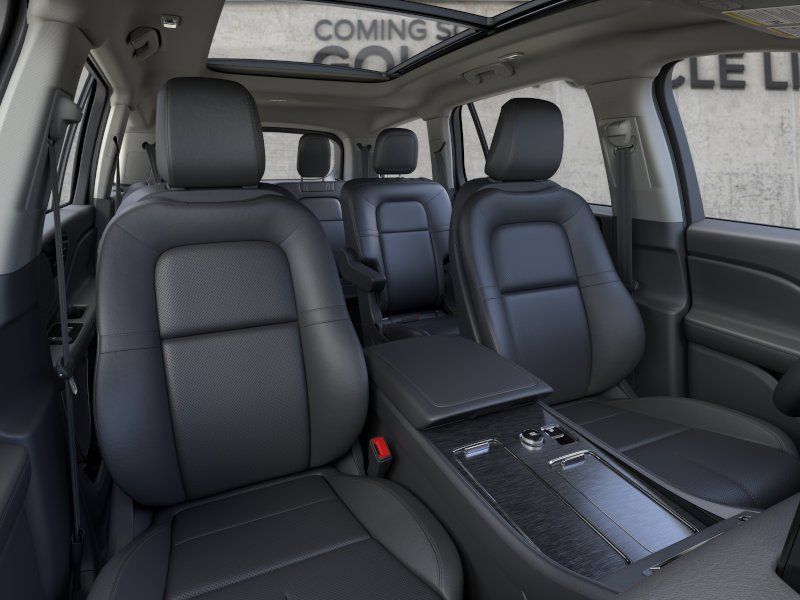 New 2026 Lincoln Aviator 2WD w/ Jet Appearance Package image 10