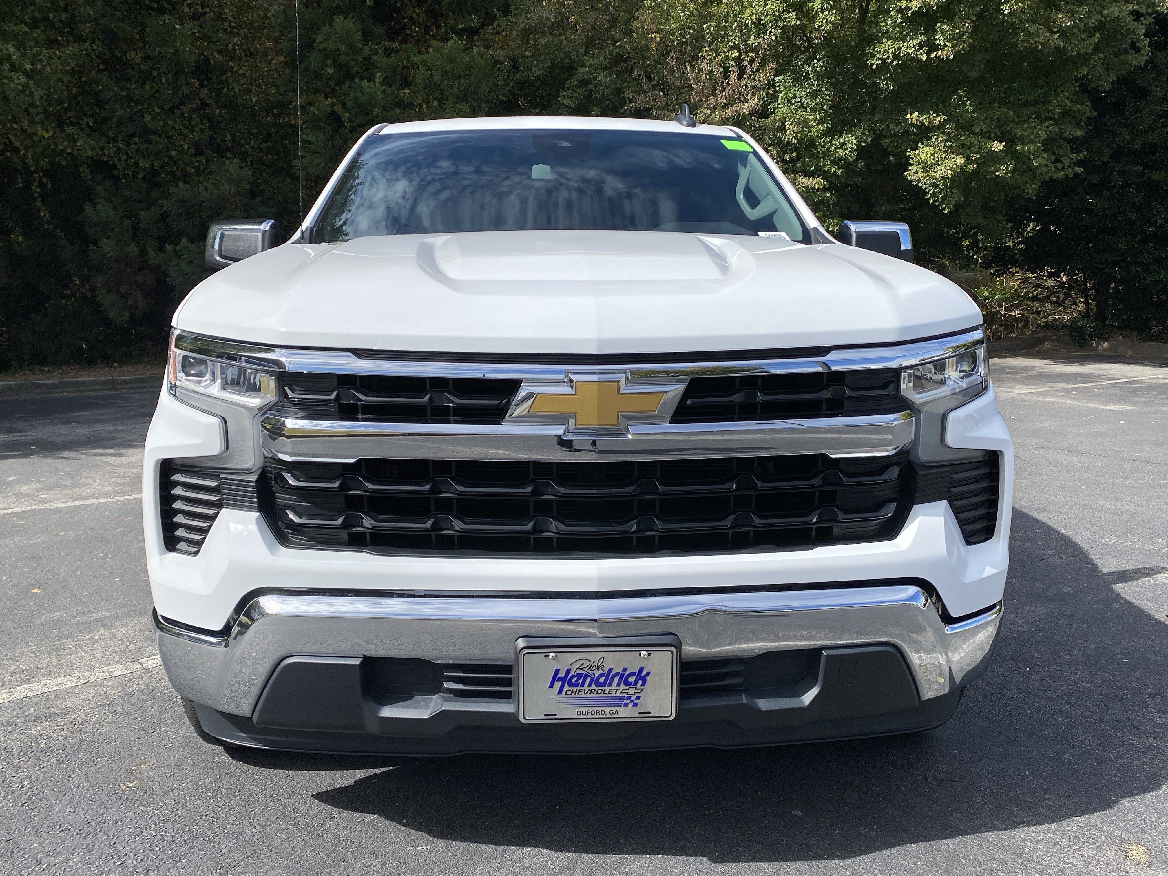 Used 2023 Chevrolet Silverado 1500 LT RWD image 3