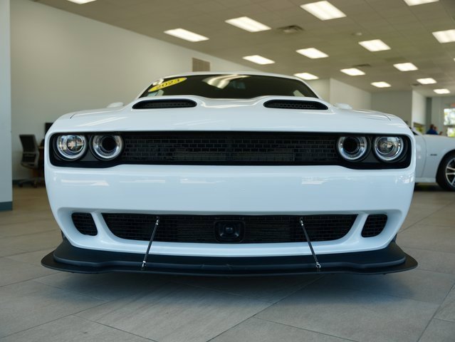 Used 2023 Dodge Challenger SRT Hellcat w/ Driver Convenience Group image 3