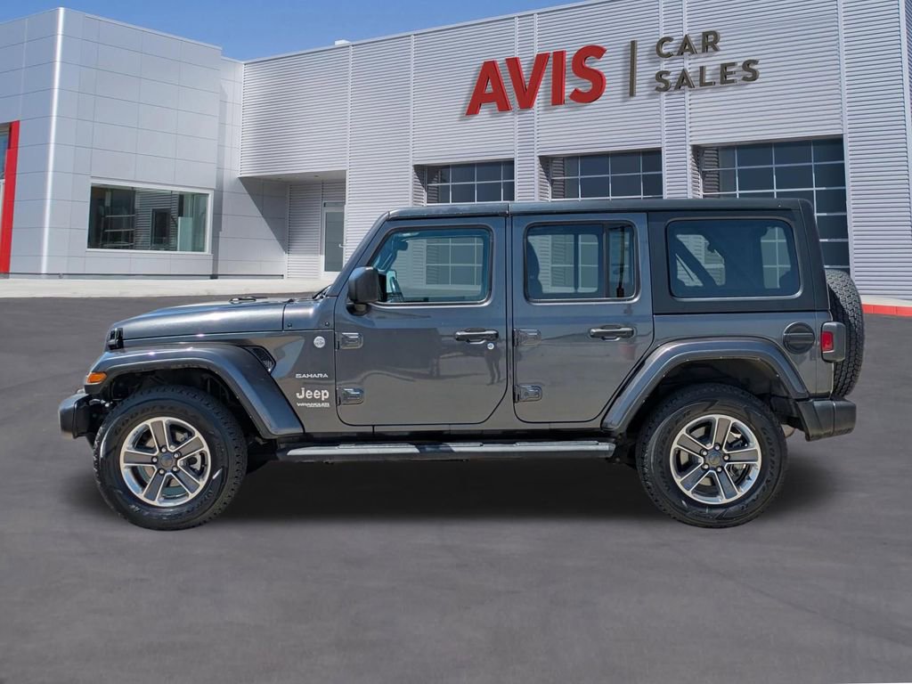 Used 2022 Jeep Wrangler Unlimited Sahara w/ Cold Weather Group AWD/4WD image 10