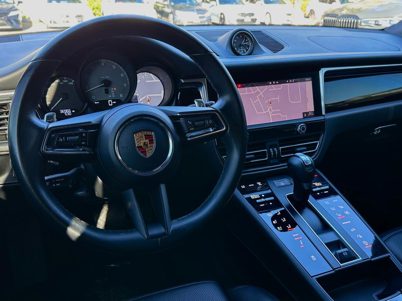 Used 2022 Porsche Macan S w/ Premium Package Plus image 2