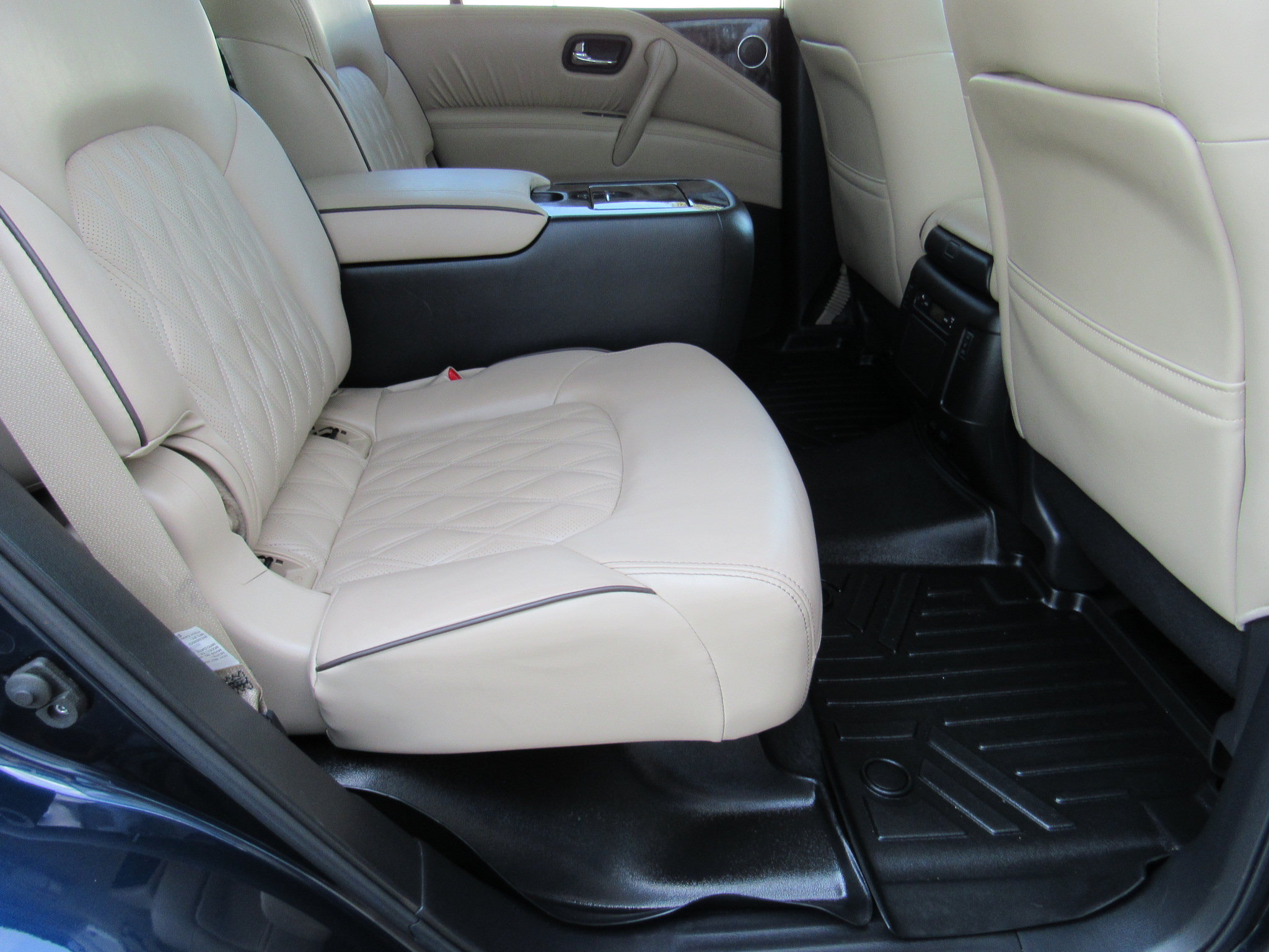 Used 2021 Nissan Armada Platinum w/ Captain's Chairs Package AWD/4WD image 39