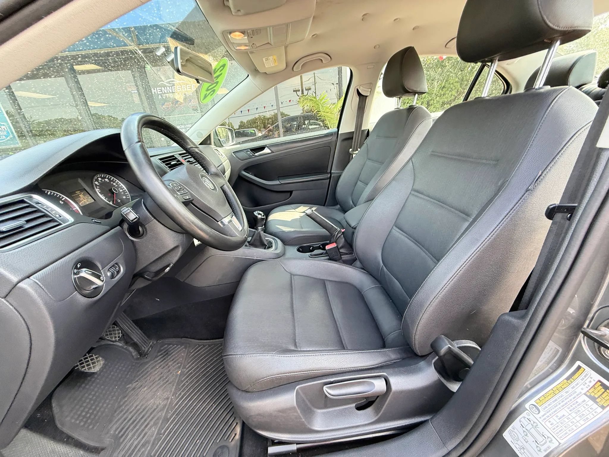 Used 2012 Volkswagen Jetta SE FWD image 36