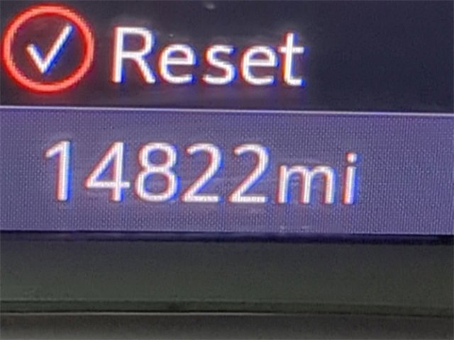 Used 2022 GMC Terrain AT4 w/ Infotainment Package II image 37