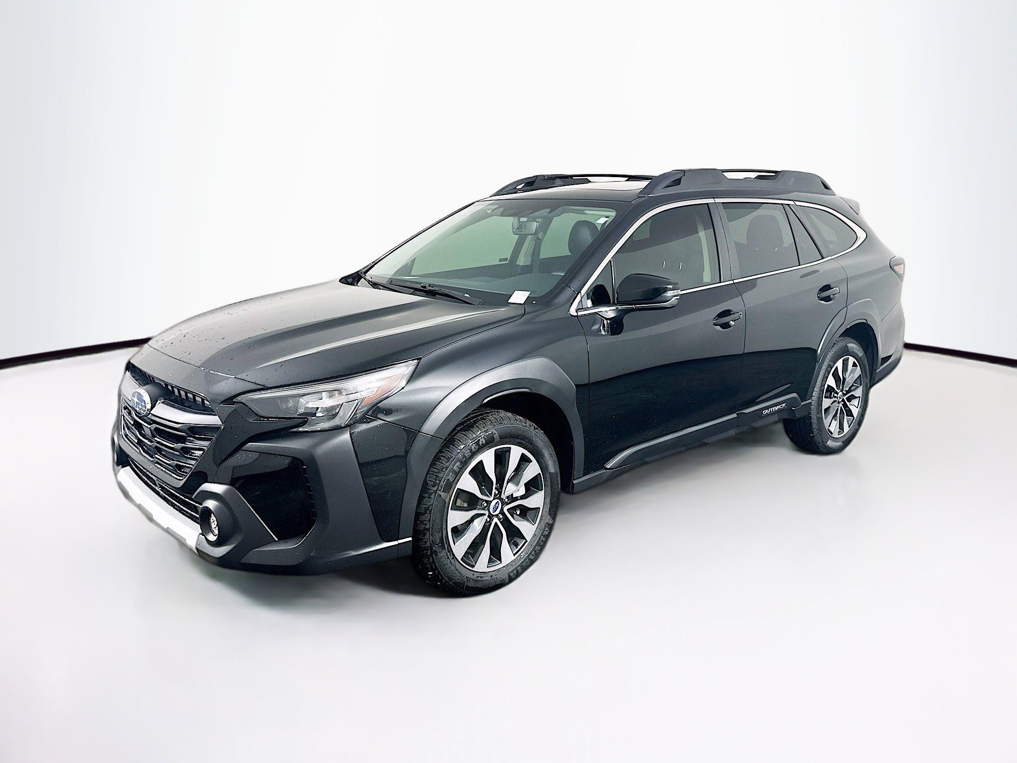 Used 2023 Subaru Outback Limited image 3