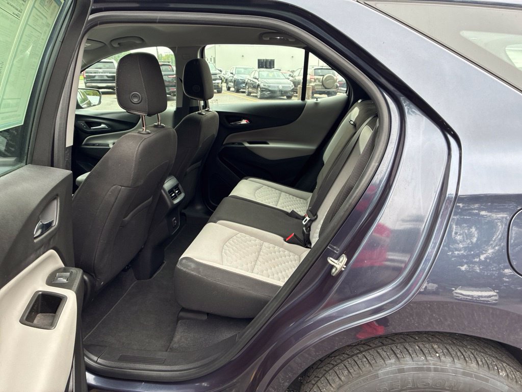 Used 2019 Chevrolet Equinox LS AWD/4WD image 60