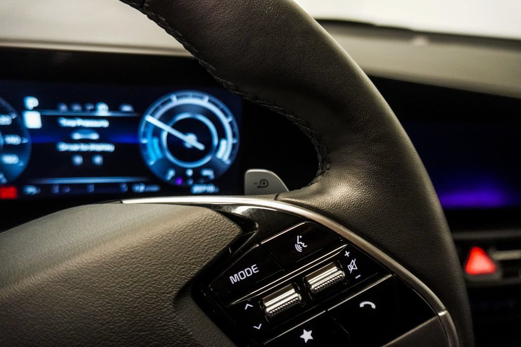 Used 2024 Kia Niro Wind w/ Wind Preserve Package FWD image 16