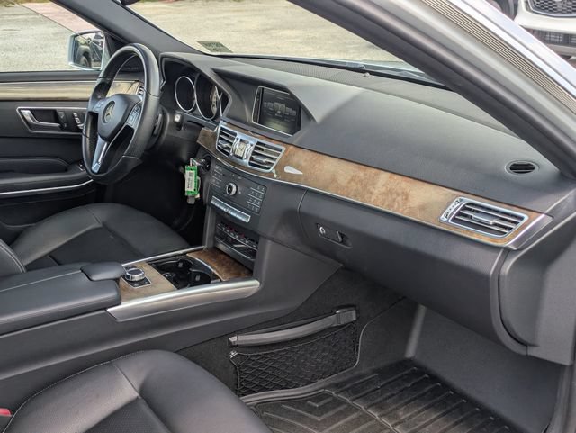 Used 2016 Mercedes-Benz E 350 Sedan image 32