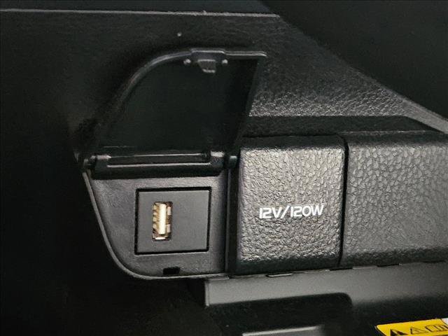 Used 2022 Toyota Camry XLE w/ Cold Weather Package FWD image 25