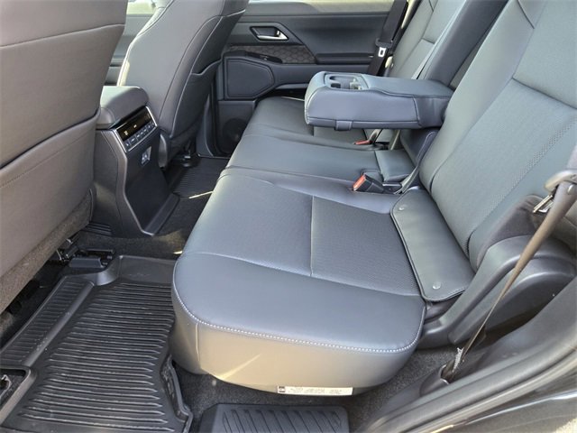 Used 2026 Lexus GX 550 w/ Accessory Package (2T) image 14