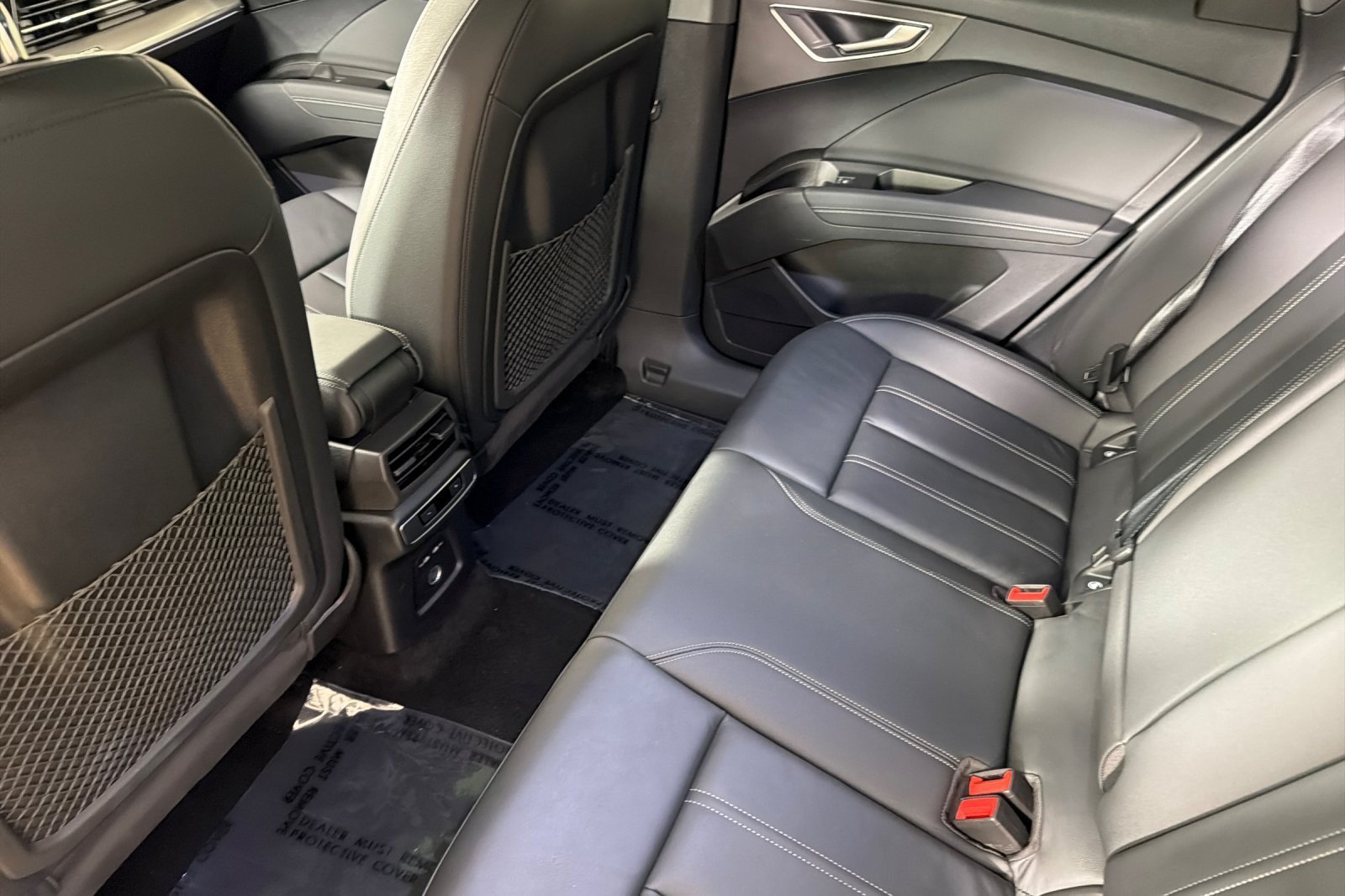Certified 2024 Audi Q4 e-tron Premium w/ Convenience Package AWD/4WD image 11