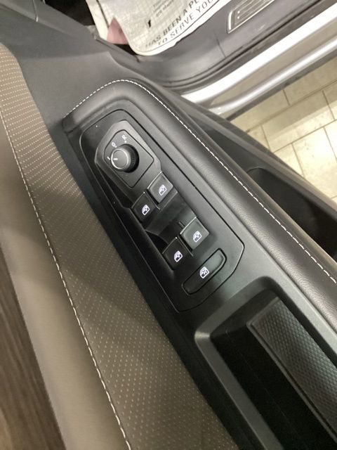 Certified 2025 Volkswagen Atlas SEL image 20