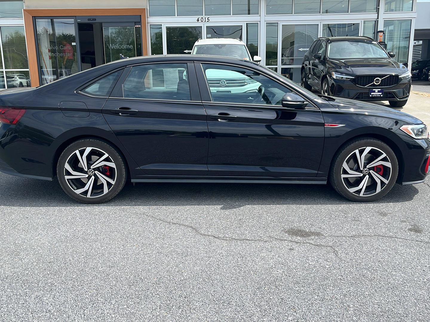 Used 2023 Volkswagen Jetta GLI Autobahn image 16