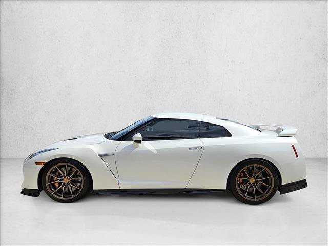 Used 2021 Nissan GT-R Premium AWD/4WD image 8