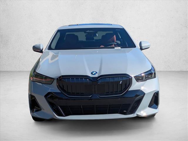 Used 2026 BMW i5 eDrive40 AWD/4WD image 5