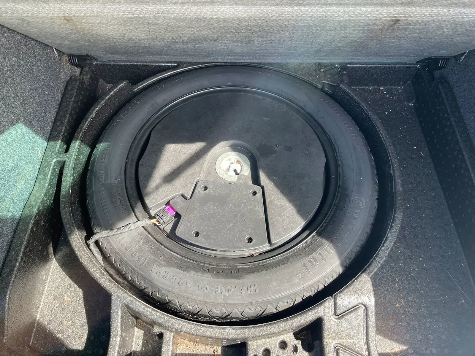 Used 2015 Volkswagen Tiguan SEL image 23