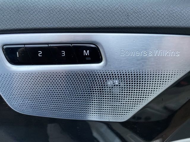 Used 2018 Volvo XC90 T6 Momentum w/ Convenience Package image 17