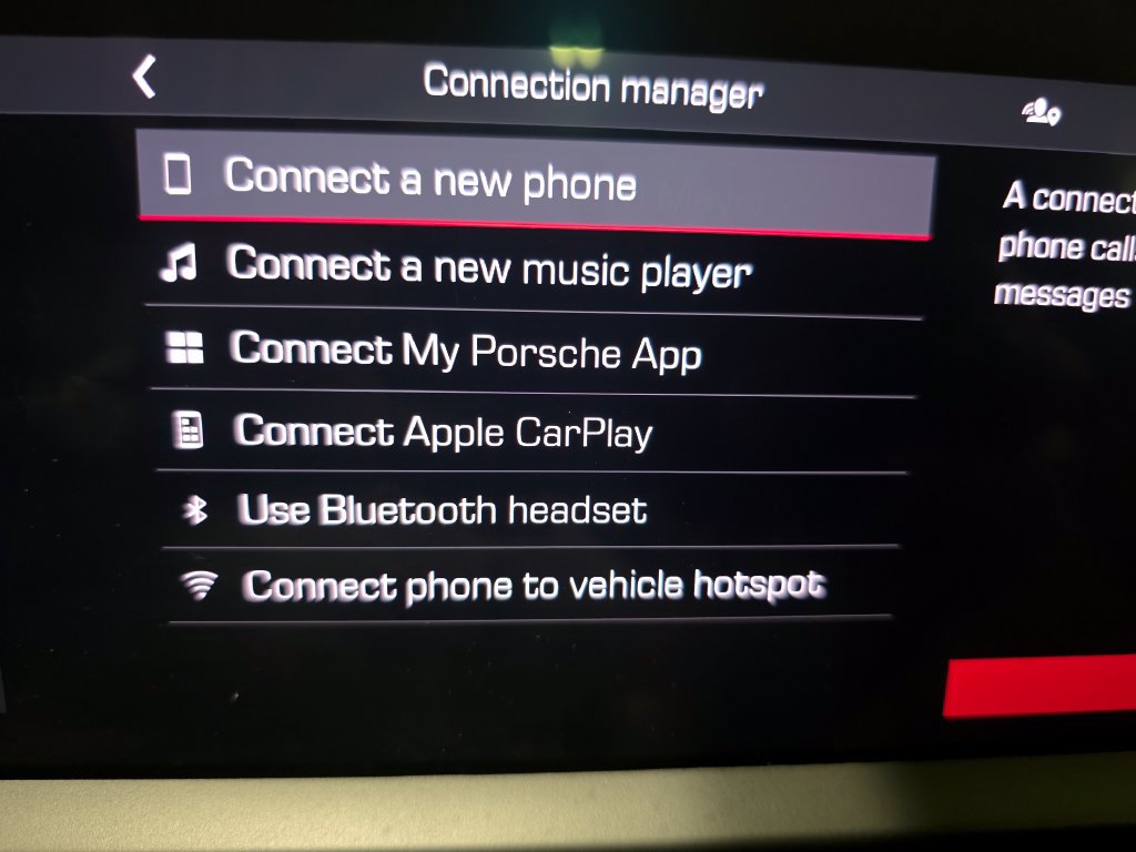 Certified 2023 Porsche Macan S AWD/4WD image 37