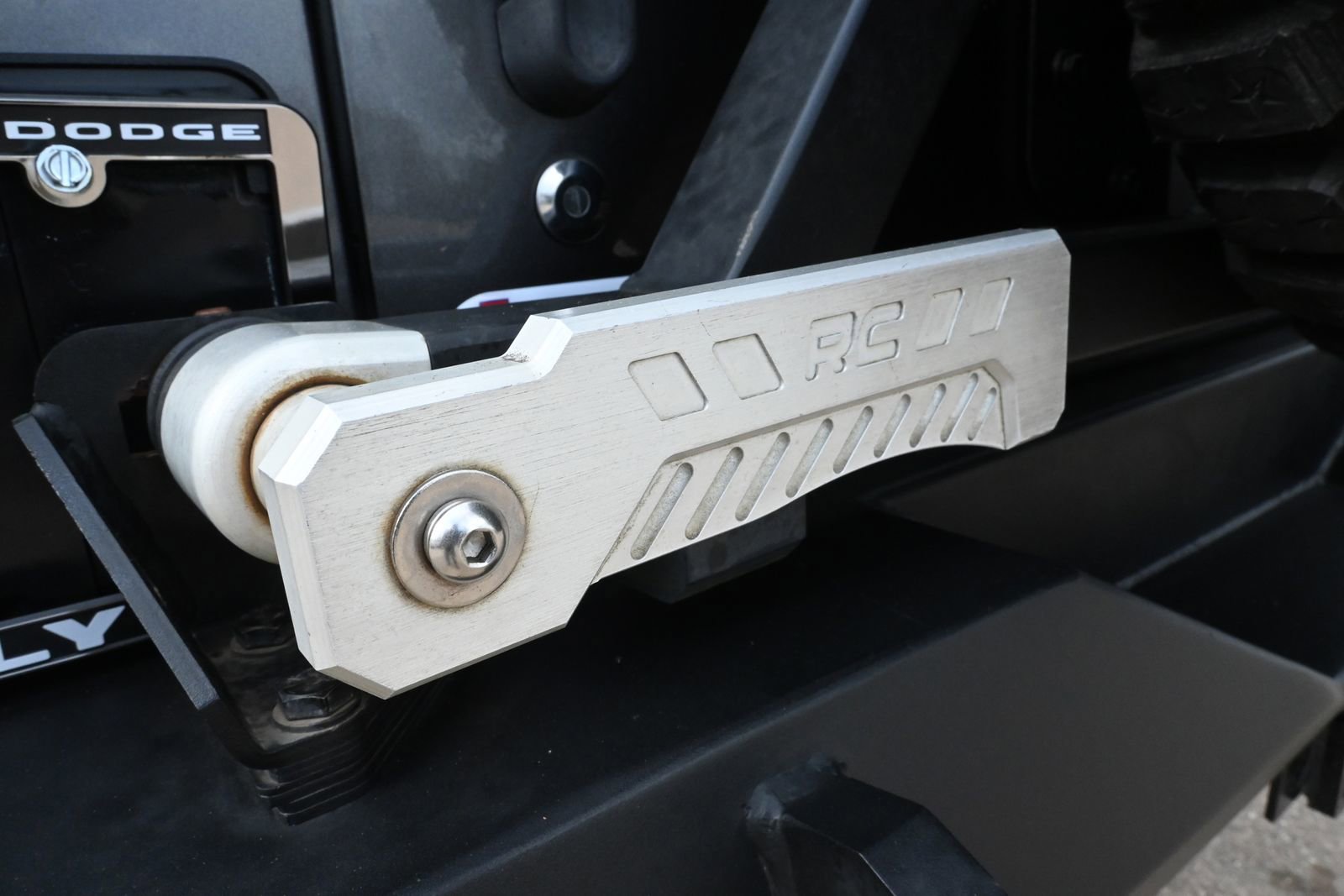 Used 2016 Jeep Wrangler Unlimited Sahara w/ Connectivity Group image 28