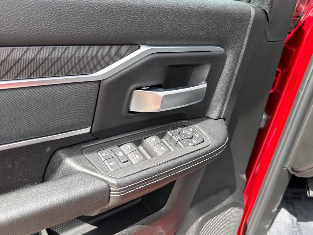 New 2026 RAM 2500 Big Horn AWD/4WD image 15