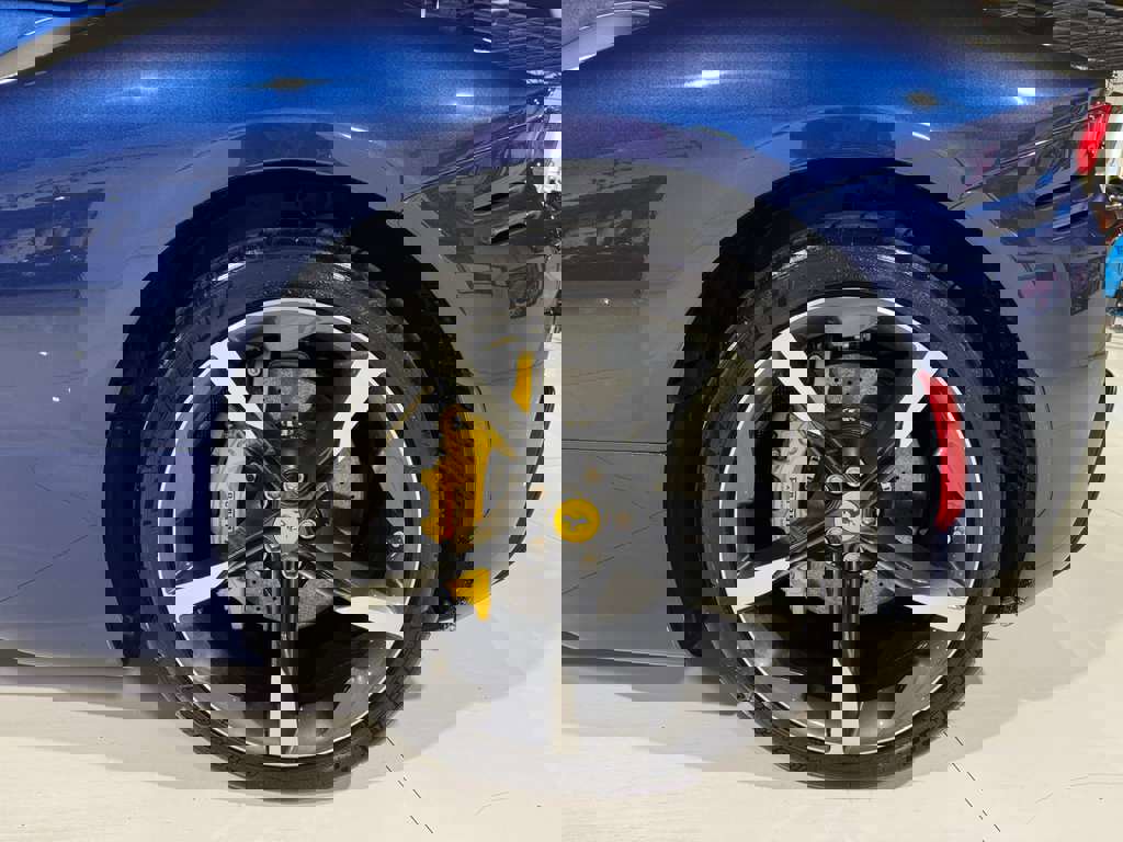 Used 2023 Ferrari SF90 Spider image 53