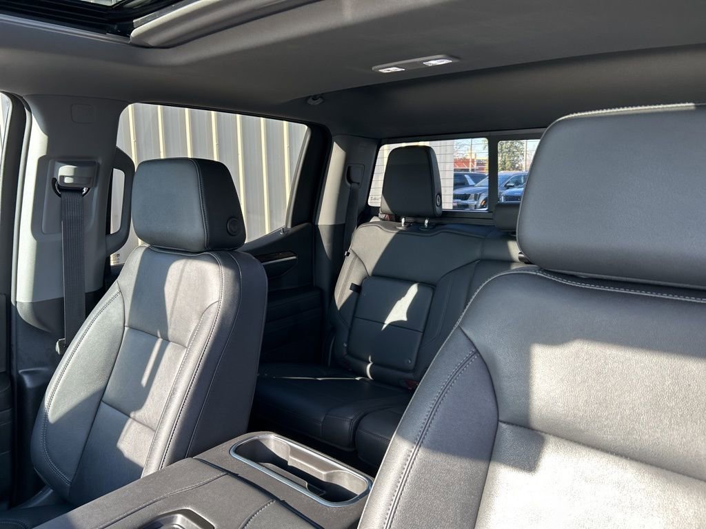 Used 2022 GMC Sierra 1500 Elevation w/ Elevation Premium Package image 17
