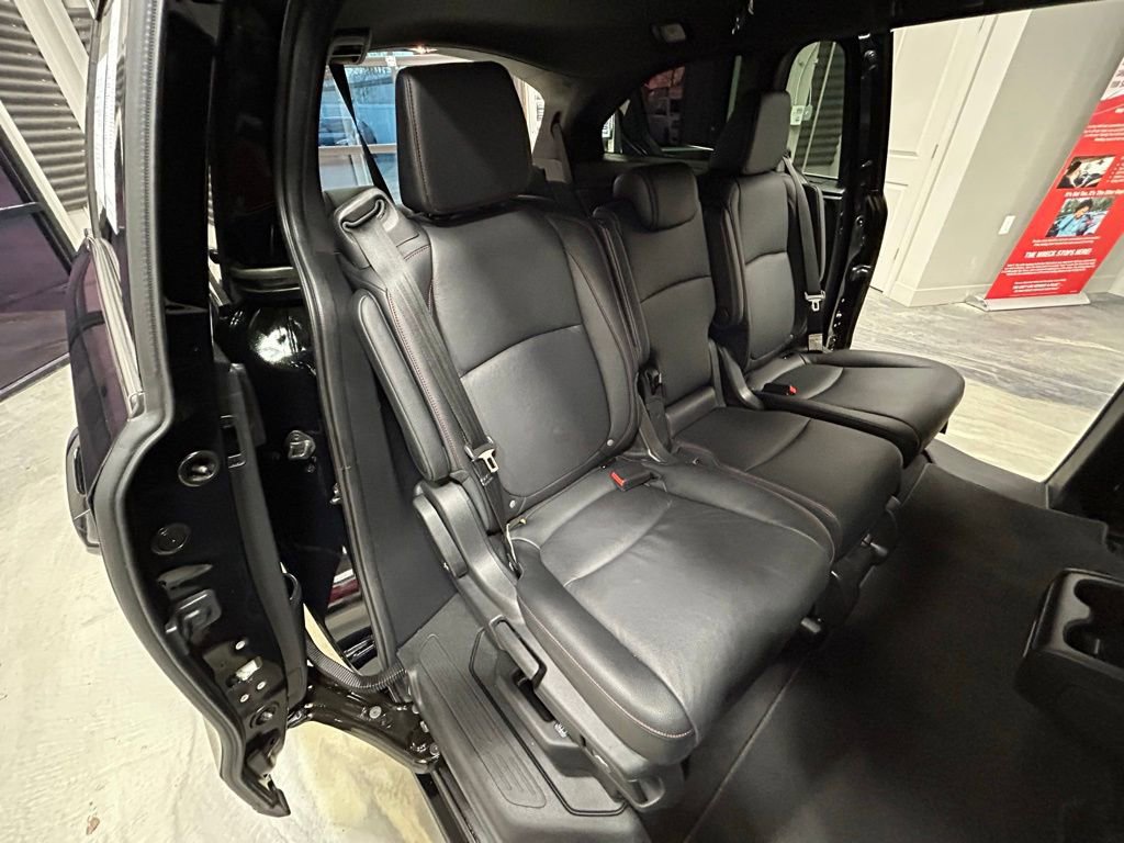 Used 2025 Honda Odyssey Sport-L image 6
