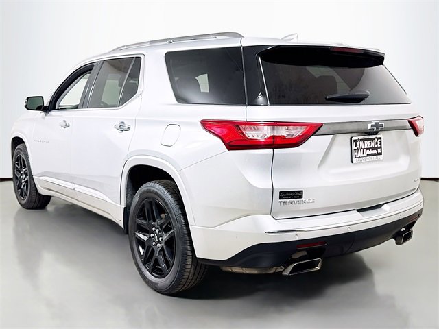 Used 2019 Chevrolet Traverse Premier w/ LPO, Blackout Package image 6