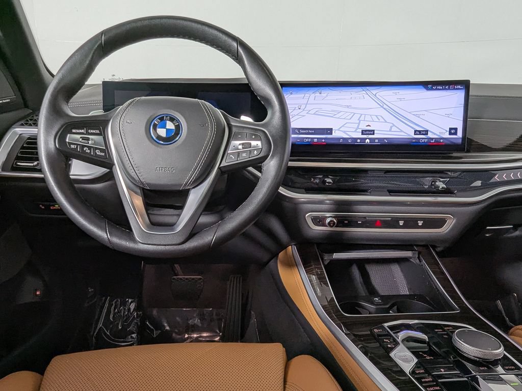 Certified 2024 BMW X5 xDrive50e w/ Premium Package AWD/4WD image 23