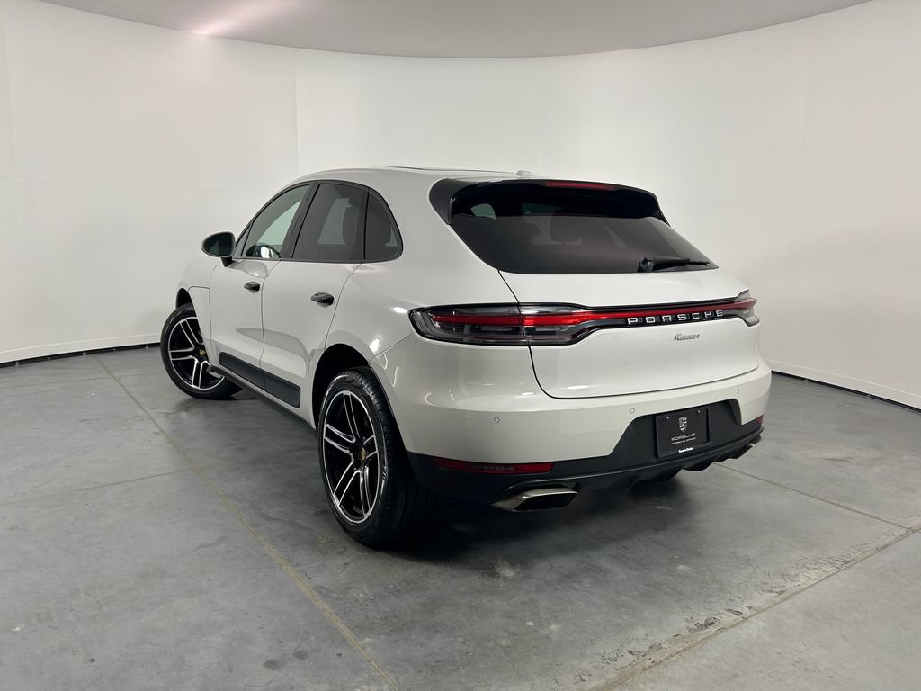 Certified 2019 Porsche Macan AWD/4WD image 3