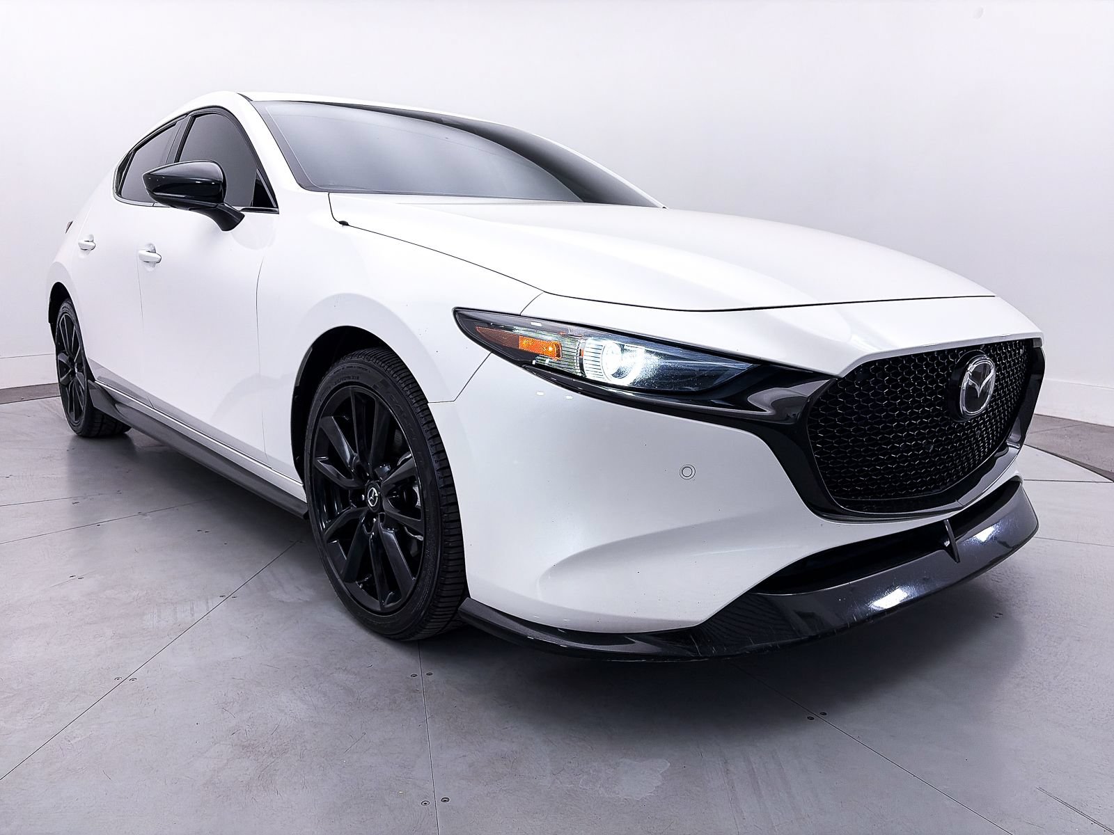 Used 2023 MAZDA MAZDA3 Hatchback w/Premium Plus Pkg AWD/4WD image 12