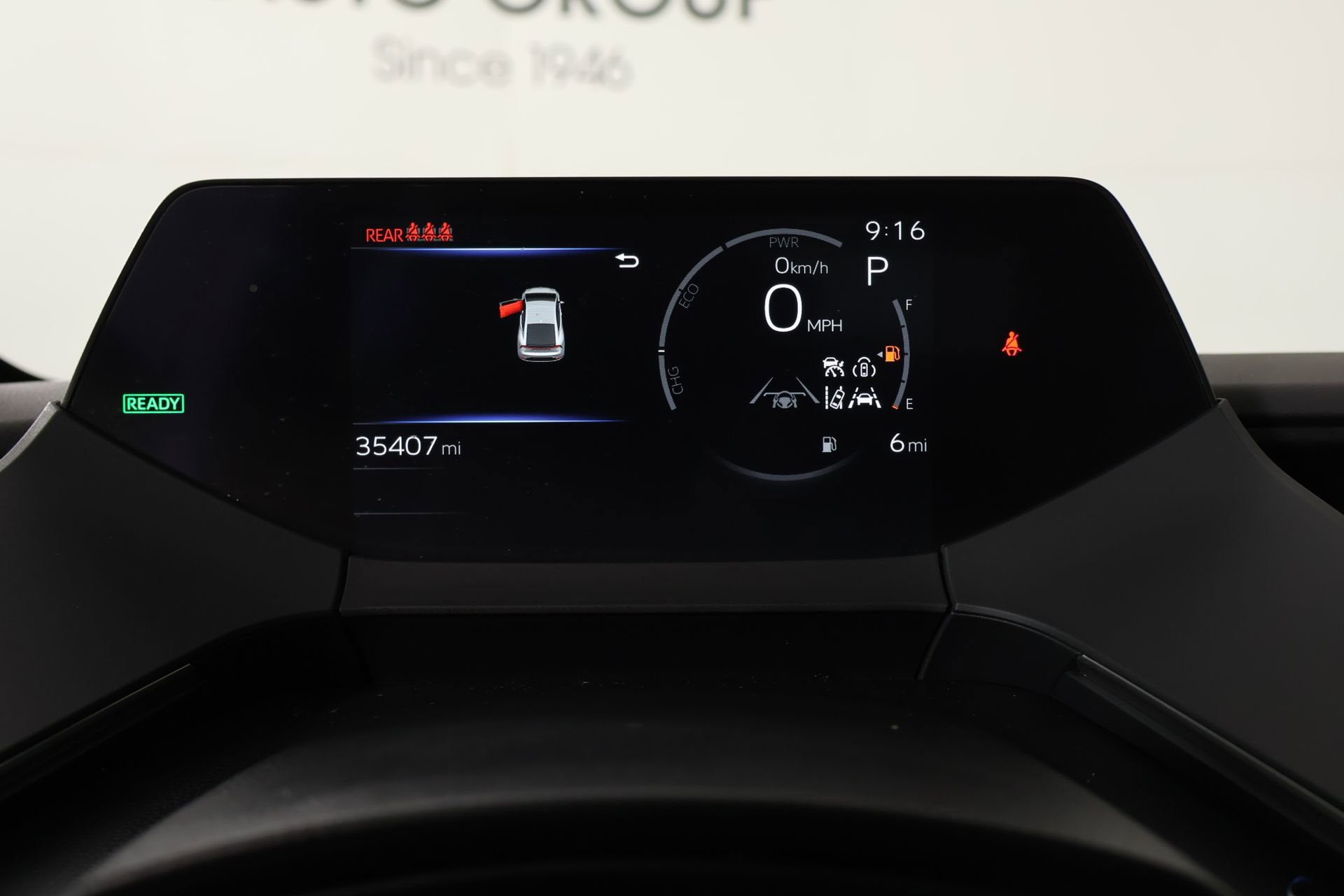 Used 2024 Toyota Prius Limited w/ Limited Premium Package FWD image 4