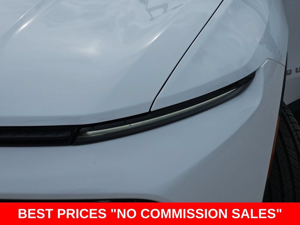 New 2026 Chevrolet Equinox EV LT w/ Comfort Package FWD image 32