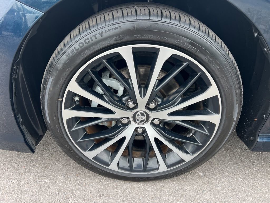 Used 2019 Toyota Camry SE image 8