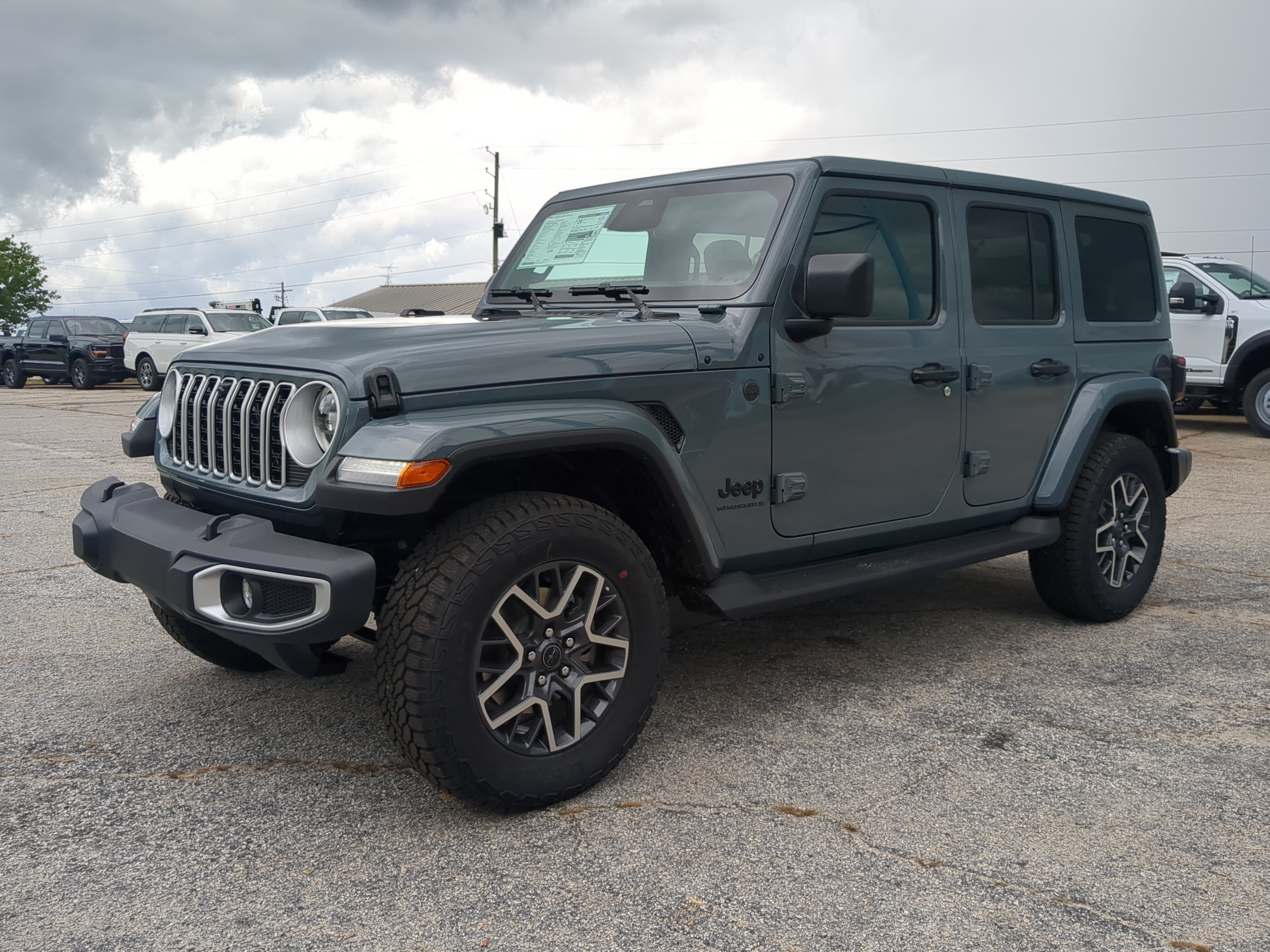 New 2026 Jeep Wrangler Unlimited Sahara AWD/4WD image 6
