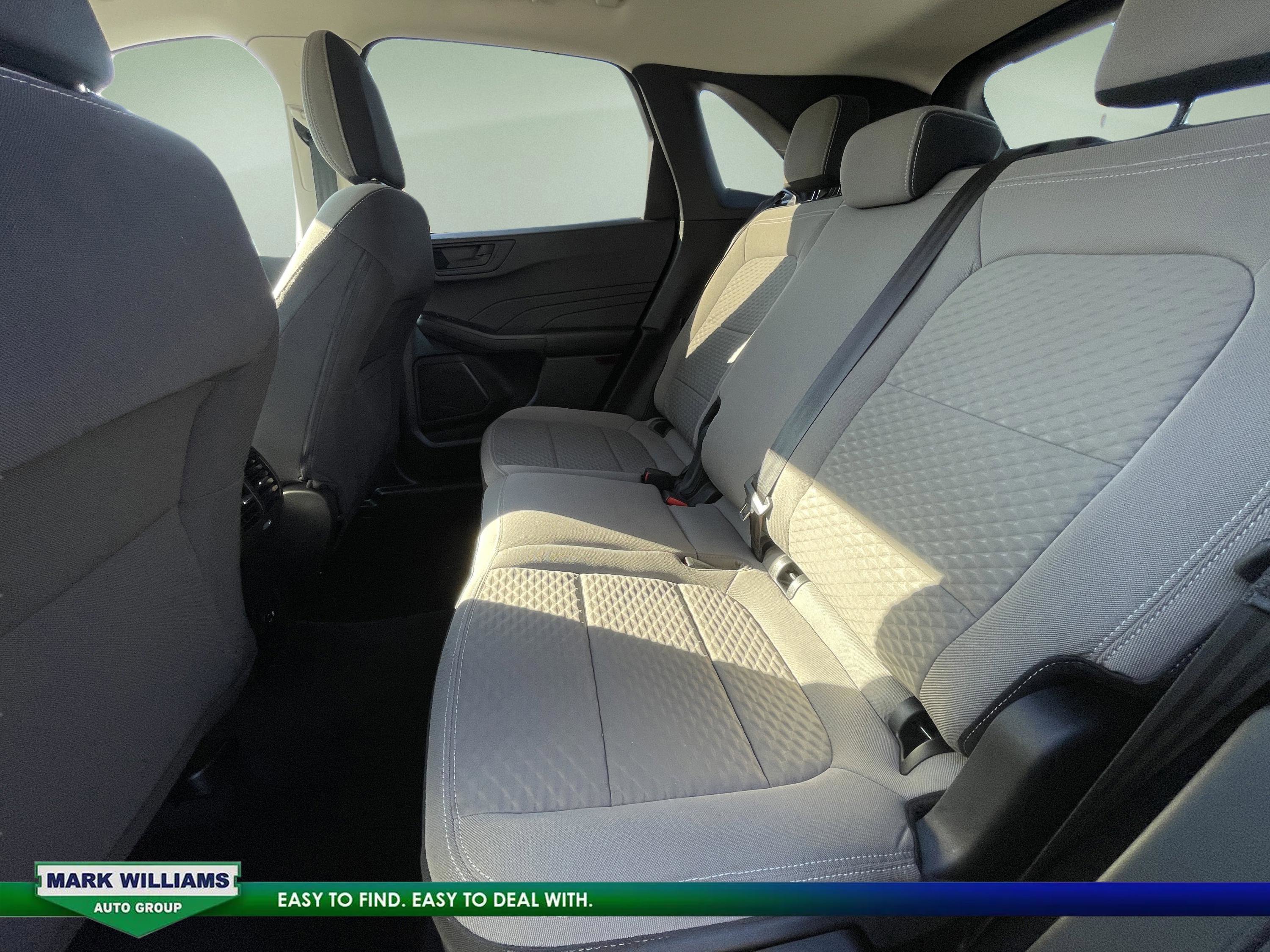 Certified 2022 Ford Escape SE w/ Cold Weather Package image 23