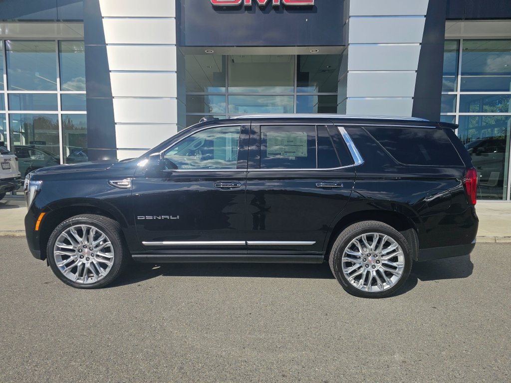 New 2026 GMC Yukon Denali w/ Denali Reserve Package AWD/4WD image 4