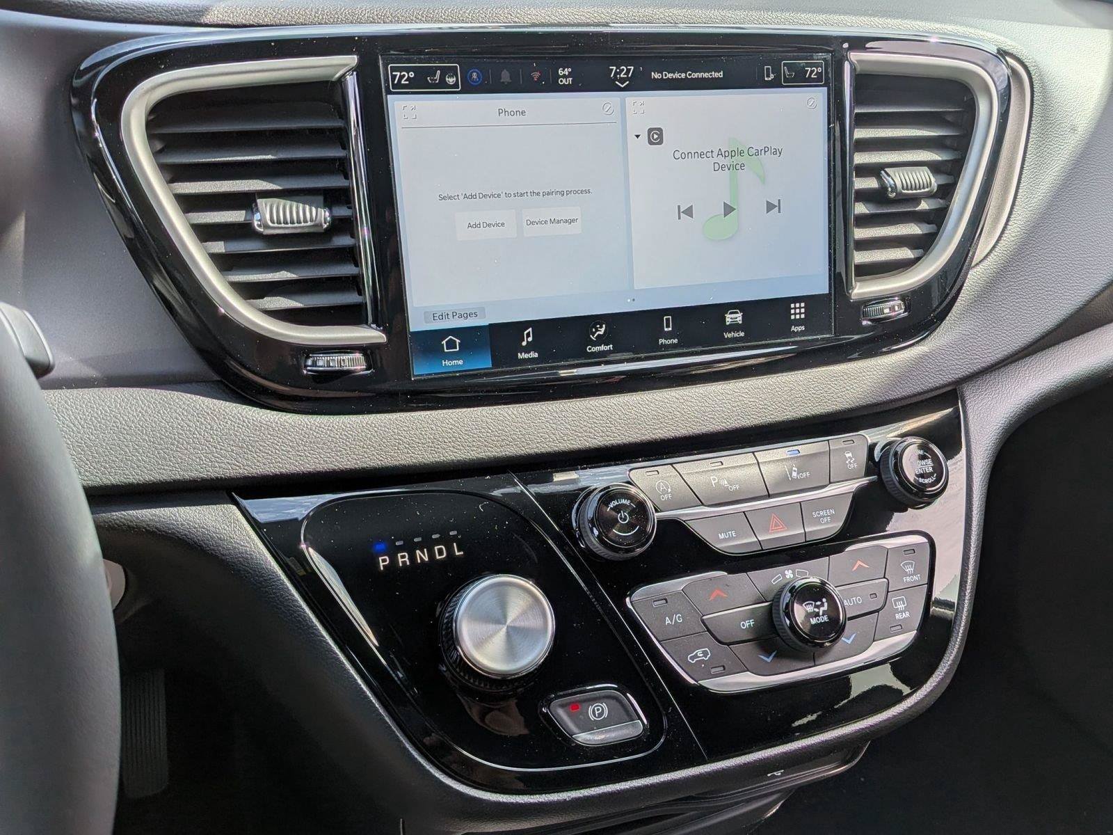 New 2026 Chrysler Voyager LX FWD image 33