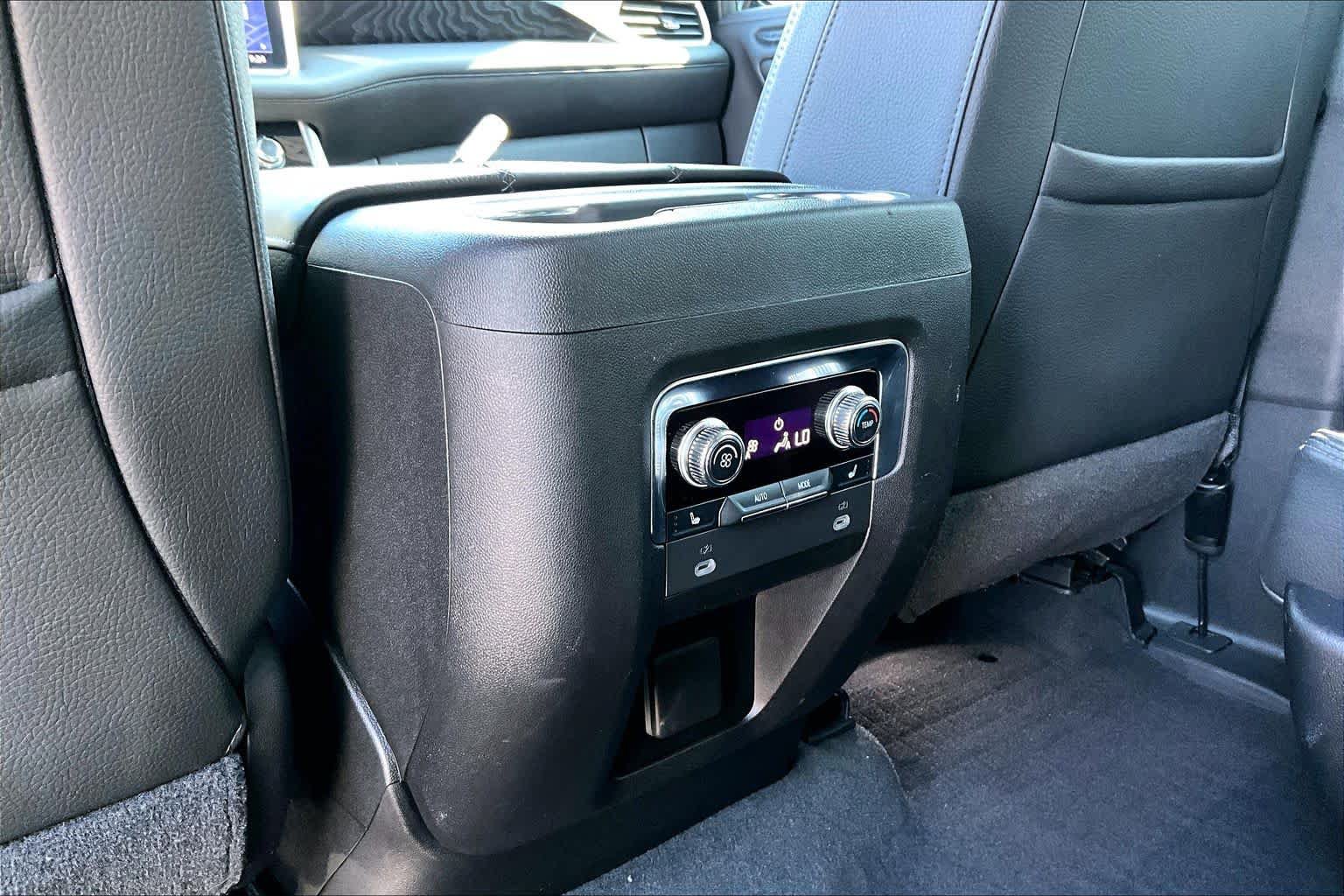 Used 2021 GMC Yukon Denali AWD/4WD image 38