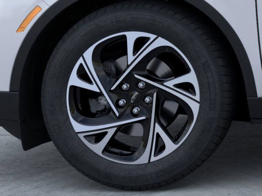 New 2026 Lincoln Nautilus Premier w/ Jet Appearance Package AWD/4WD image 19