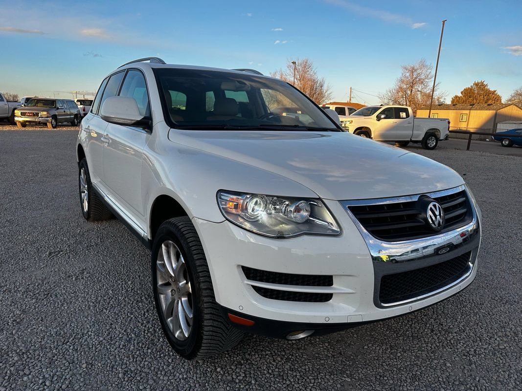 Used 2009 Volkswagen Touareg V6 AWD/4WD image 2